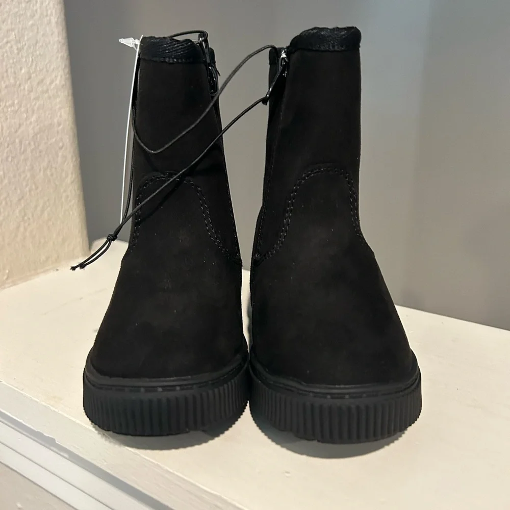 Cat & Jack Toddler Youth Girls Pip UGG Style Boots Black Multiple Sizes - Picture 9 of 9